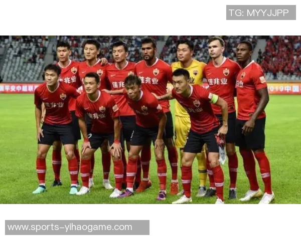 恒大与东方香港的精彩对决分析与赛后评论回顾